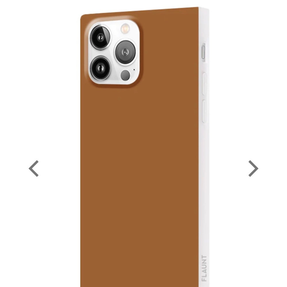 Flaunt nude caramel phone case with phone ring. iPhone 13 pro max